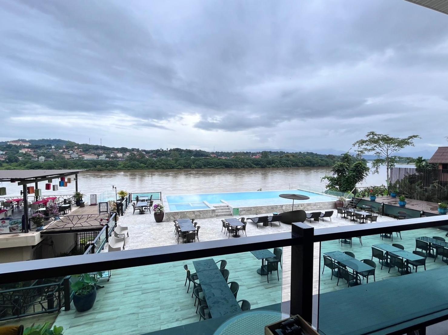 Chiangkhong Teak Garden Riverfront Onsen Hotel- Sha Extra Plus Wiang Chiang Khong Exterior foto